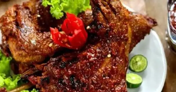 Ikan dan Ayam Bakar Jeletot, Kubu Kuliner