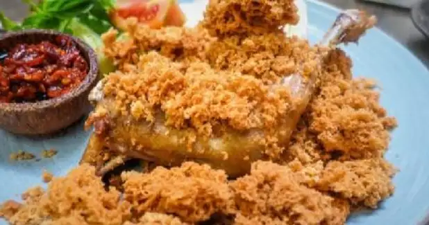 Ayam Kremes dan Pecel Lele Mesem, Cilacap Tengah