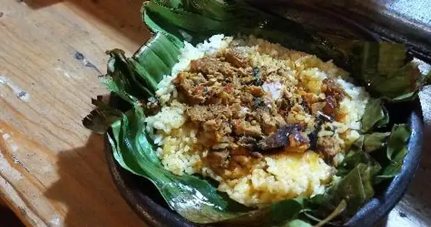 Warung Blasteran - Spesialis Nasi Bakar Dan Burger Sambal Uleg, Jl.Coklat 1