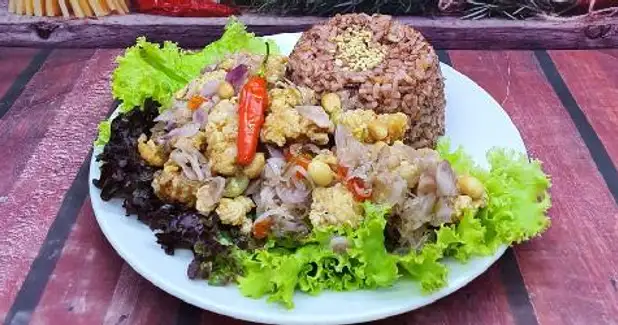 Eatme Ricebowl By Esther Salad, Sukolilo