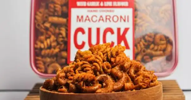 Macaroni Cuck, Gubeng