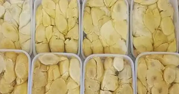 Dapoer Durian Ucok Medan, Jati Bening