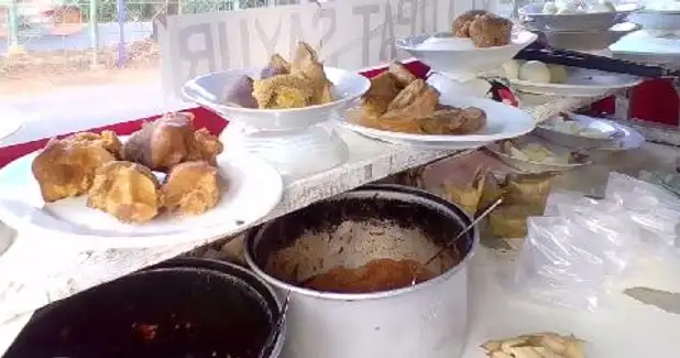 Warung Makan Fajri Ketupat Sayur, Ruko Duren Sawit