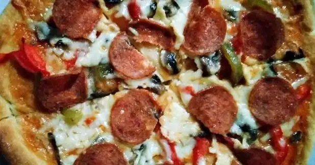 Umah Pizza, Waturenggong
