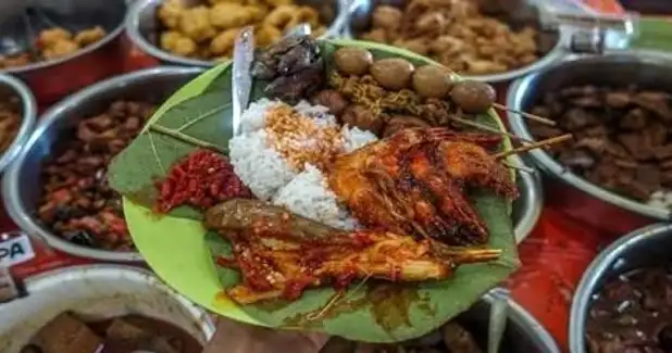 Nasi Jamblang Mas Yan, Kesambi