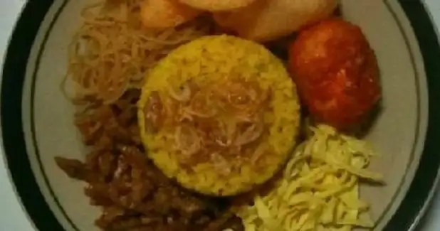 Nasi Kuning Dan Nasi Uduk Mah Yuditya, Cikutra Barat