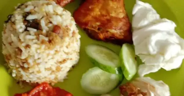Food Kef (Mie Ayam, Seblak, Ayam Bakar/Goreng) Jalan ciendog Bayangkara