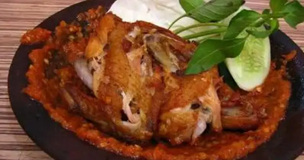 Ayam Penyet Tepas Aki, Sukapura
