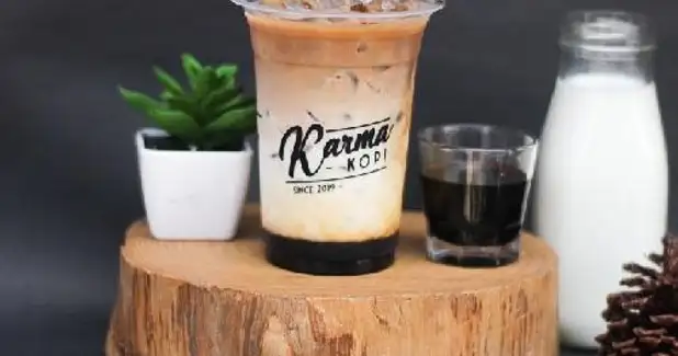 Karma Kopi & Thai Tea (Es Kopi Susu), Bandung