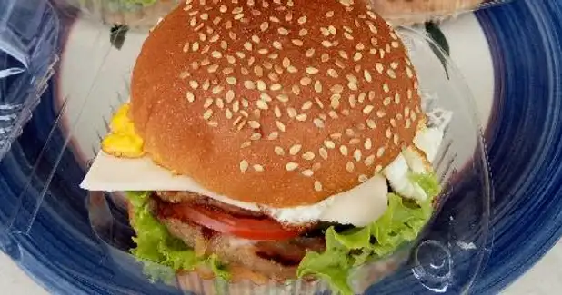 Warung Burger Kabur, Pamogan