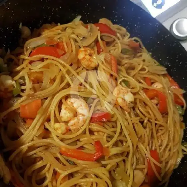 Spaghetti Goreng Tek-tek / Rebus | Warung Pojok Rawamangun