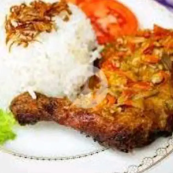 Nasi Ayam Goreng (Paha) Sambel Korek + Free Le Minerale | Menu Surabaya