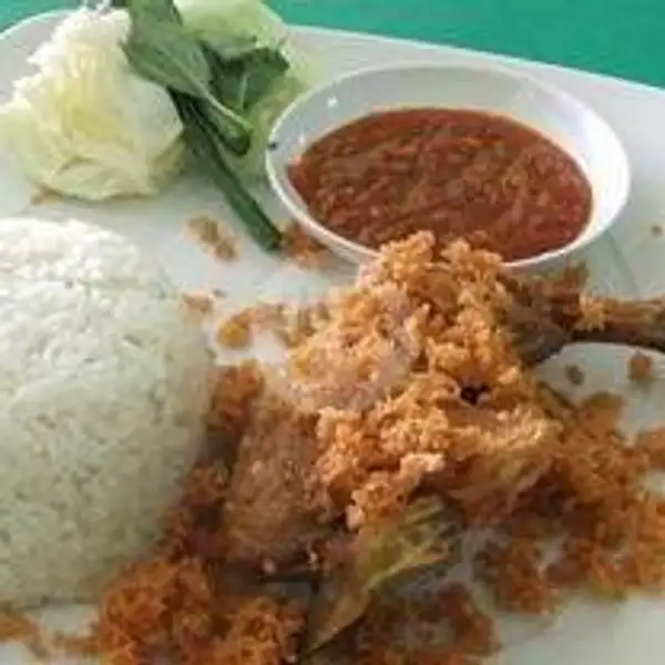 Ayam Goreng Telur + Nasi Sambal Lalap + Tempe | ikan bakar mentari senja, jltruntum kleggo no2