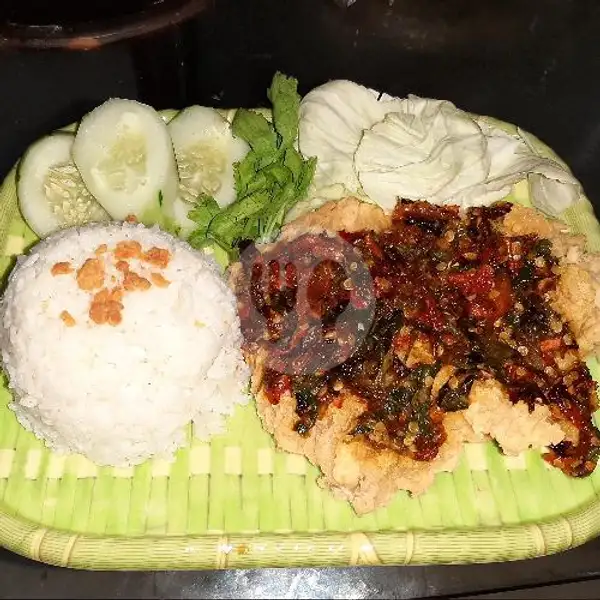 Nasi Ayam Goreng Crispy Sambel Ijo Super Pedas | Dapoer Ndayu, Gedangan