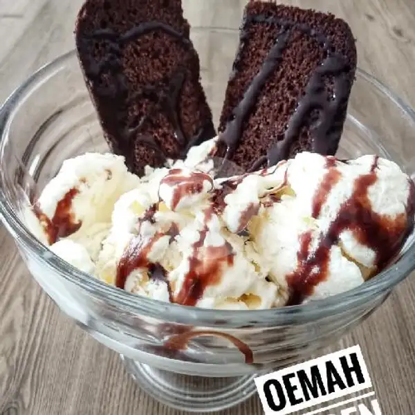 Brownies + Ice Cream | Oemah Duren, Soetomo