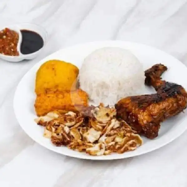 Nasi Ayam Bakar Kol Goreng / Lalapn + Telur Dadar / Ceplok | Ayam Penyet Ghania, Pandan 5