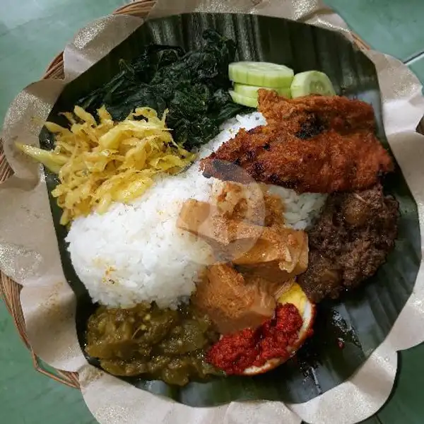 Nasi Padang Rendang | RM Lien Xin Vegetarian, Payung Sekaki