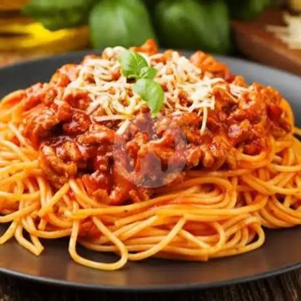 Spaghetti With Bolognese Sauce | Kebab Legend