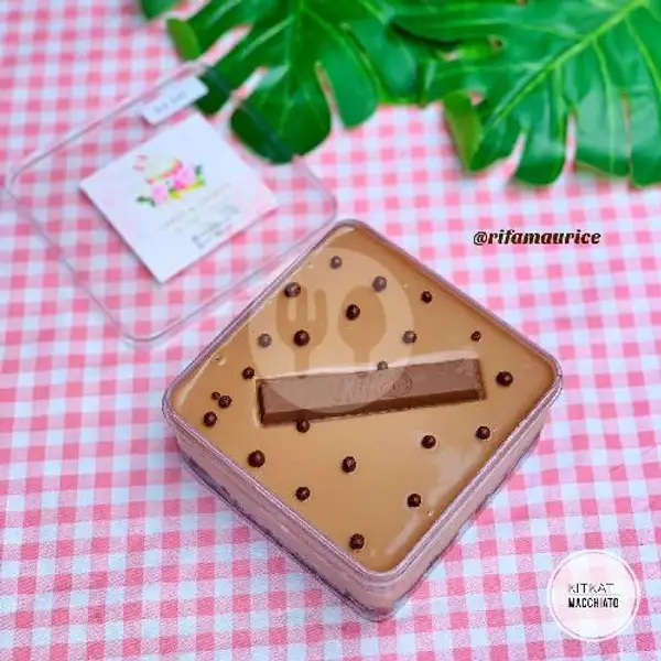 Dessert Box Kitkat Machiato | Mama Hits, Serang