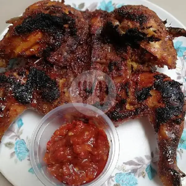 Ayam Bakar Bekakak (1 Ekor) | Ayam Bakar Bang Juna, Pondok Gede