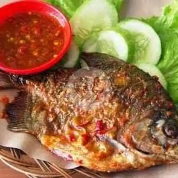 Ikan Bawal Goreng | Ayam Bakar Special Pekalongan Mama Khayla, Pondok Aren