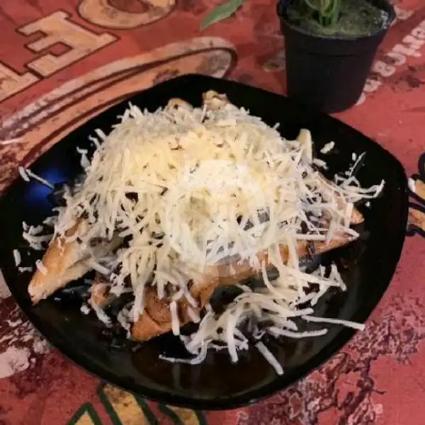 Roti Bakar Keju + Susu | Vinz Cafe, Kemayoran