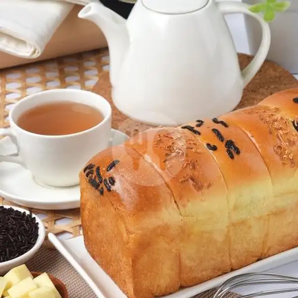 Roti Keset Kombinasi | Holland Bakery, Garuda
