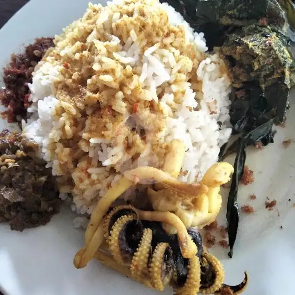 Nasi Kepala Cumi Gulai + Kuah + Sayur + Sambal | Masakan Padang Sari Raso Murah Meriah, Genteng Biru