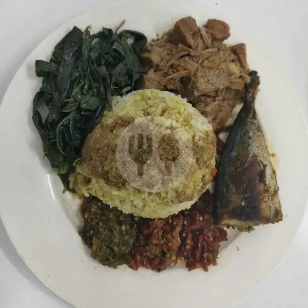 Nasi Padang Ikan Goreng | Nets Kuliner, Masakan Padang Pedas, Sidakarya