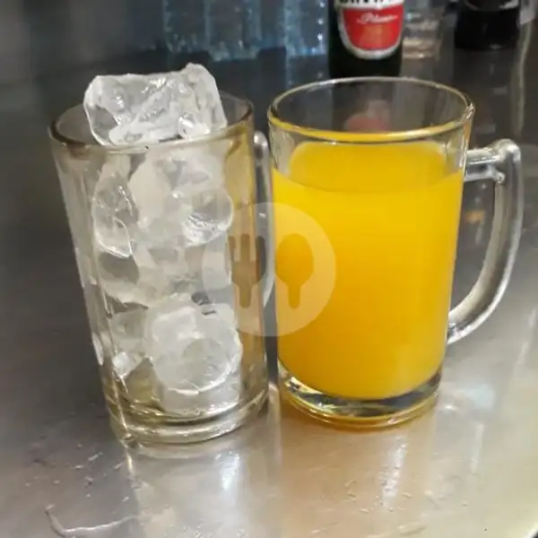 Orange Juice | Wing Heng Hongkong Dim Sum Shop, Muara Karang