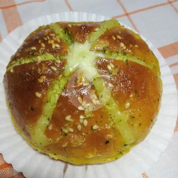 Roti Korea Cream Cheese Garlic Bread | Bakpao Mayumi, Periuk
