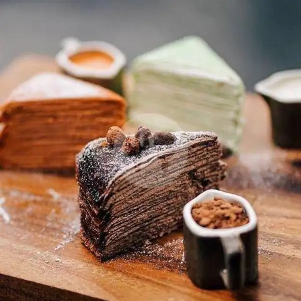 Thai Tea Layer Cake Slice | Gormeteria, Cicendo