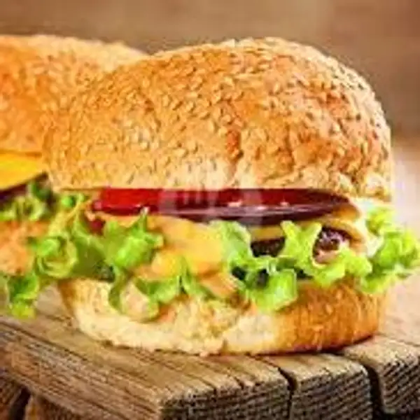 4 Burger Daging Sapi Dan Telur Gratis 1 Burger Daging Sapi | Mozzarella Kebab dan Burger Natasya