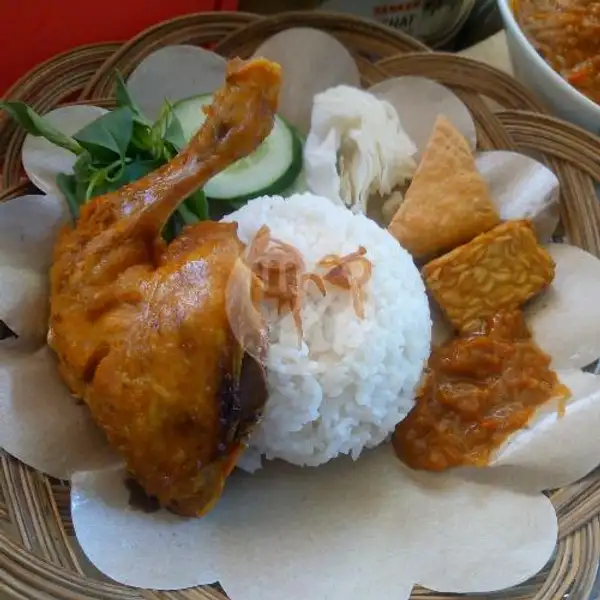 Pecel Ayam Paha + Nasi | pecel Lele Sambal Terasi Oma Ina, Pontianak Timur