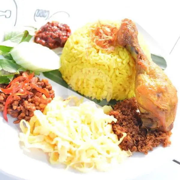 Nasi Kuning + Ayam Goreng | Geprek Sapa, Wirobrajan