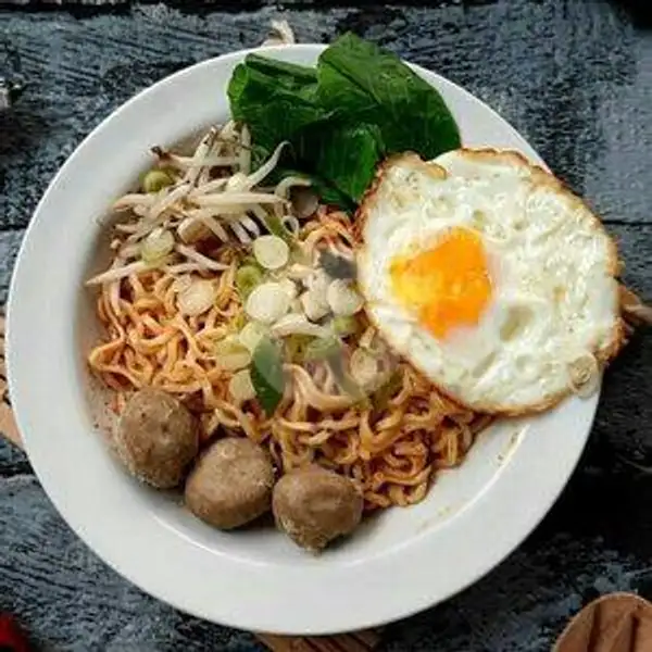Indomie Kuah Ayam Bawang Isi Bakso,Telor,Sayur,Saos Sambal | Pempek Palembang Wong Kito 77