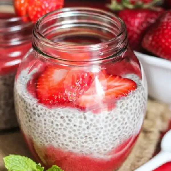 Strawberry Vanilla Chia Pudding | Kulkul Yogurt and Drink