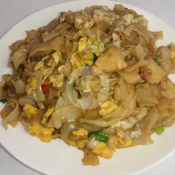 Kwetiaw Goreng Ayam | Giri Mas Chinese Food Halal, Tukad Banyusari