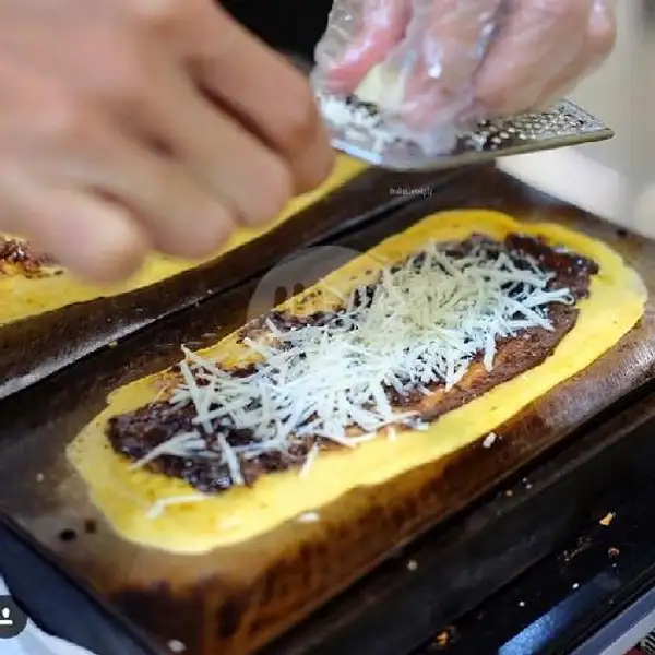 Original Choco + Cheese | Pancong Lemak Oy, Radial