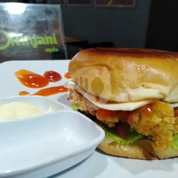 Chicken Chees Burger | Green Rinjani Resto, Pekalongan Barat
