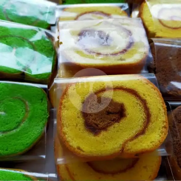 Aneka Roll Cake | Kangen Omah Snack, Tegalrejo