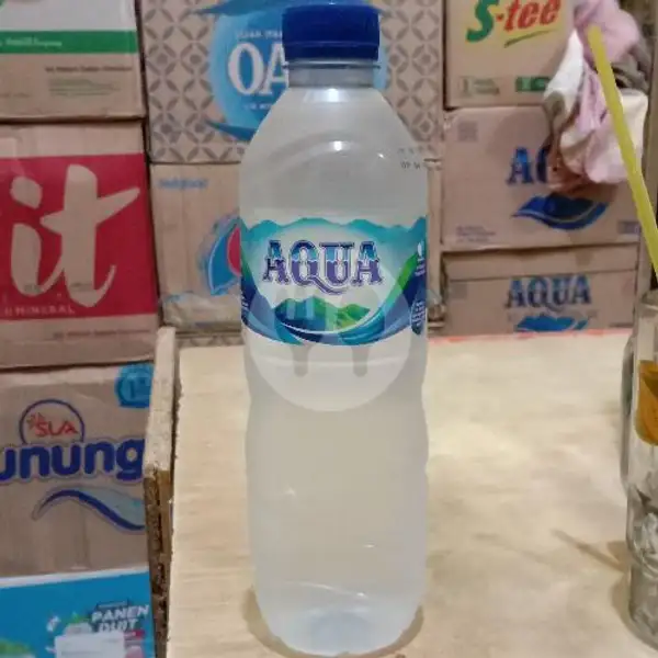 Aqua Botol 600mL | Es Krim Seru 2 Putri