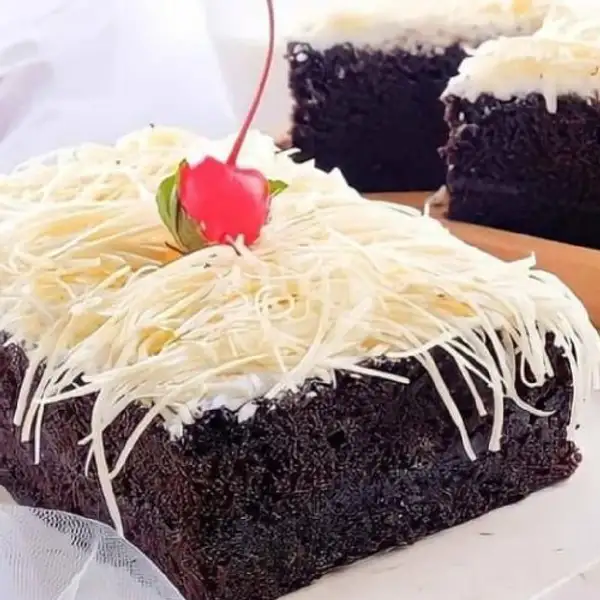 Brownies Keju | Lapis Kukus Tugu Malang Talun, AR Hakim