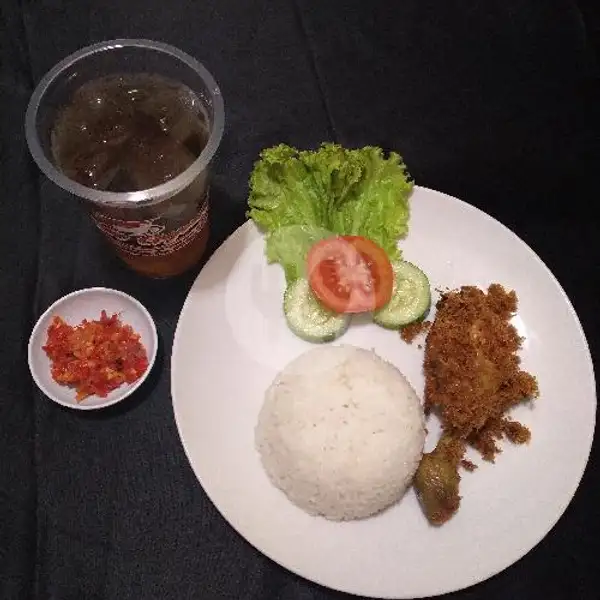 Paket Nasi Ayam Serundeng + Es Teh Manis | Ayam Geprek Lexsa, Gagak