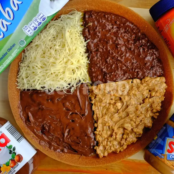 Toblerone, Ovomaltine, Keju, Nutella (Large) | Martabak Orient, Margahayu Bekasi