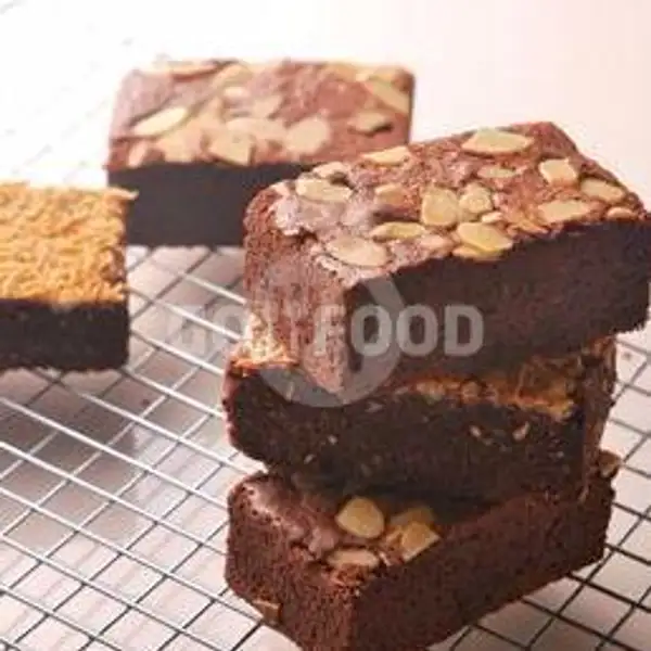 Brownies Almond | Holland Bakery, Pandanaran