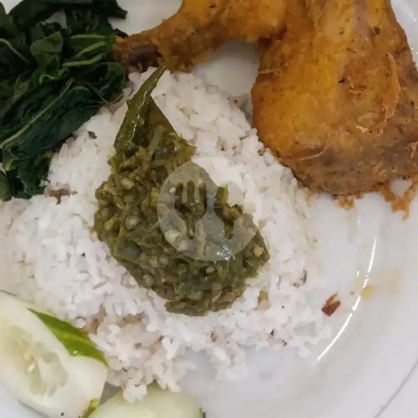 nasi ayam special | BERKAH MINANG