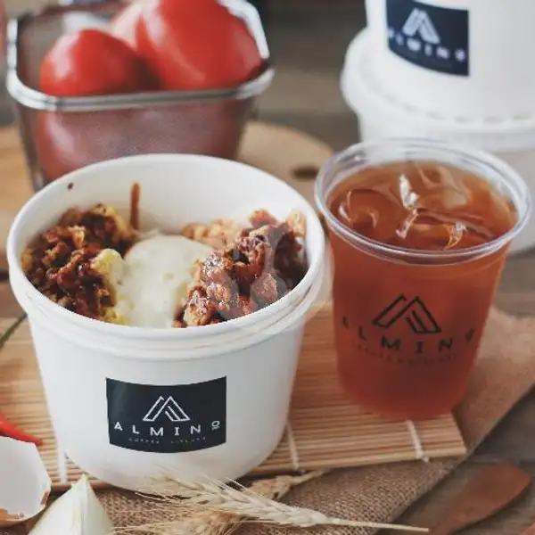 Ricebowl Ayam Jendral Egg Mayo + Iced Tea | Almino Coffee & Kitchen, The Central Sukajadi