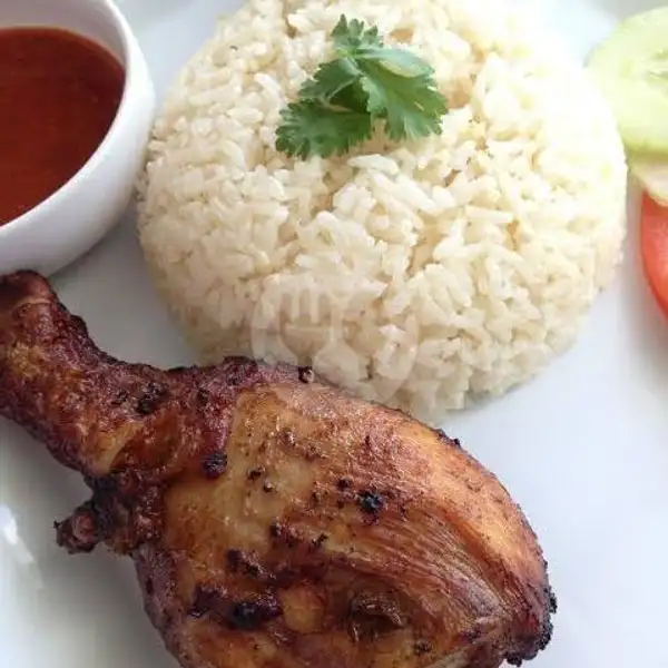 2 Ayam Goreng / Bakar + Sambal | Ayam Geprek Farish, Tlogosari Kulon