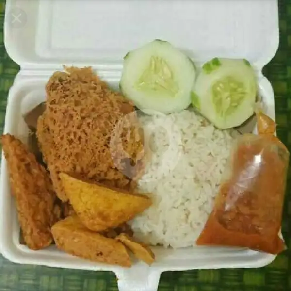 Nasi Tahu Tempe Kremes | Ayam Kremes Bengawan, Denpasar